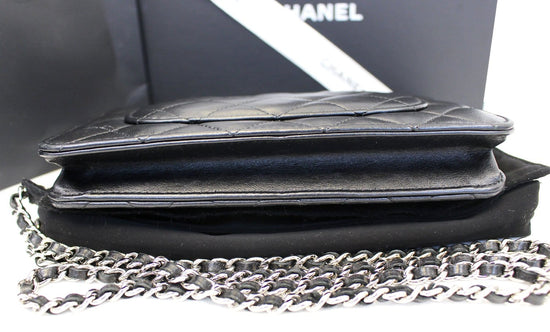 Chanel Clutch bags Black Lambskin ref.57636 - Joli Closet