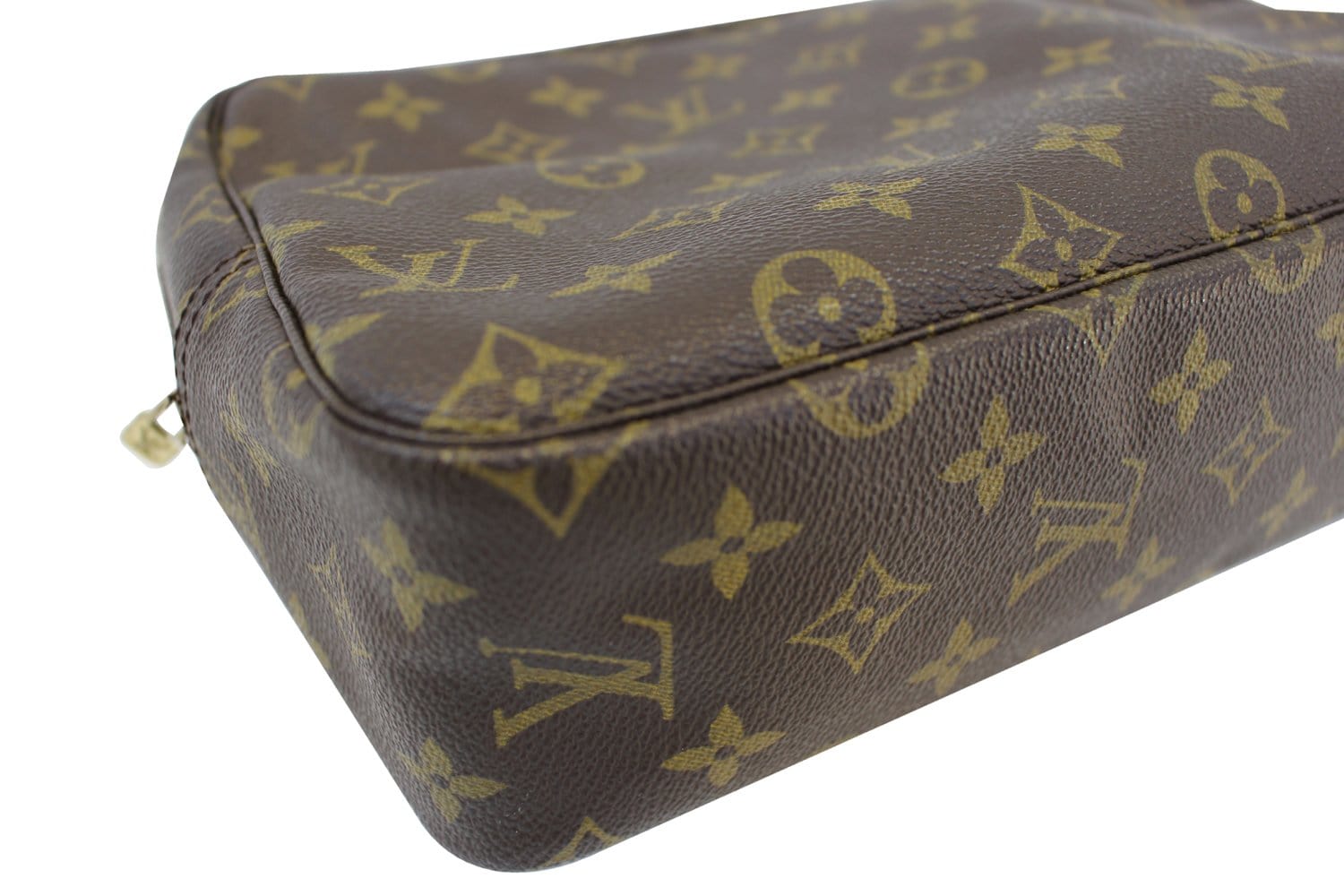 LOUIS VUITTON Monogram Canvas Trousse Toilette 28 Clutch