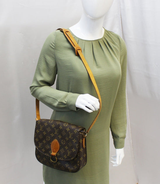 Louis Vuitton Saint Cloud Canvas Shoulder Bag (pre-owned) in Green