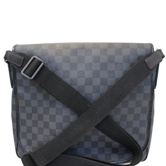 Louis Vuitton Daniel MM Damier Graphite Crossbody Messenger