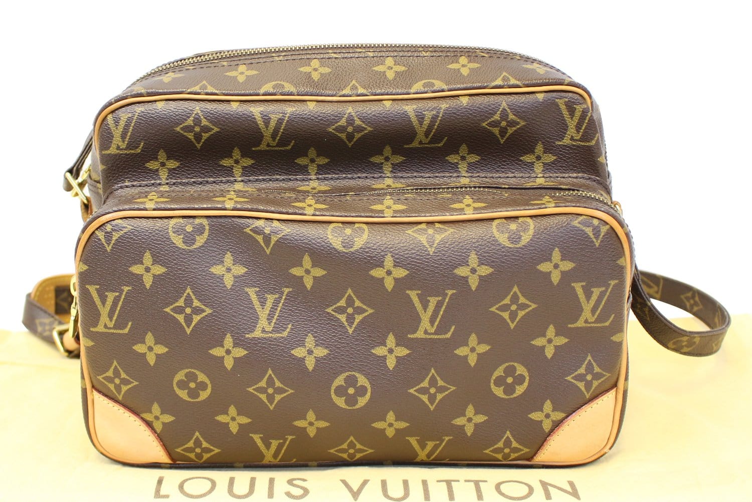 Louis Vuitton Vintage Monogram Canvas Crossbody Bag Nile GM