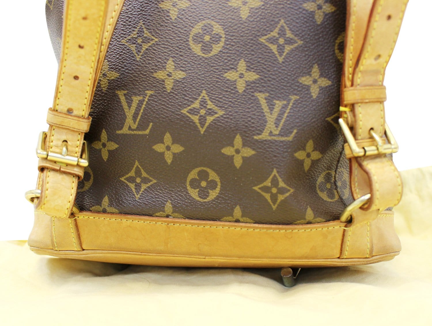 M45501 Louis Vuitton 2020 Monogram Canvas Montsouris PM