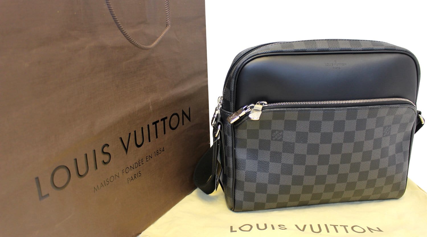 Louis Vuitton Damier Graphite Toilet Pouch PM Louis Vuitton | The Luxury  Closet