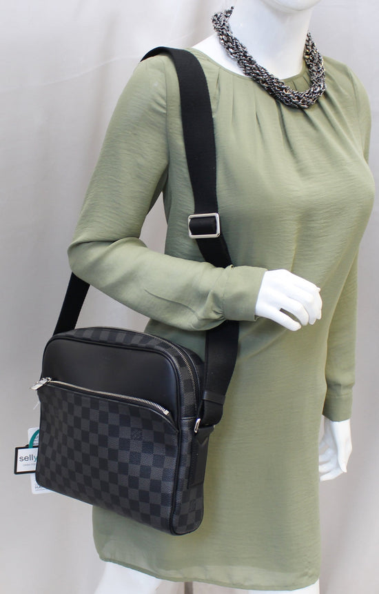 Louis Vuitton Reporter Dayton PM Damier Graphite Shoulder Bag