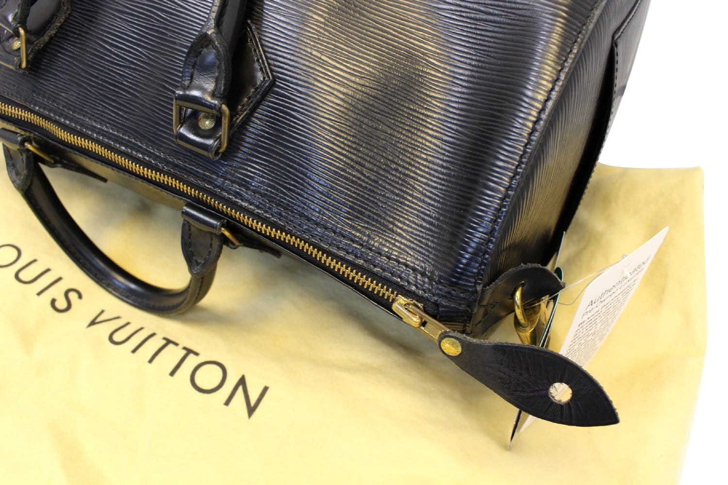 LOUIS VUITTON Epi Leather Speedy 40 Black Satchel Bag
