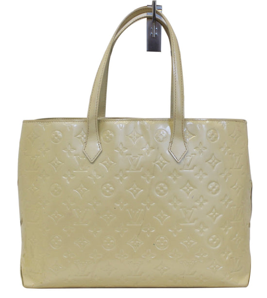Louis Vuitton Wilshire Tote 390685, heart-shaped bag with