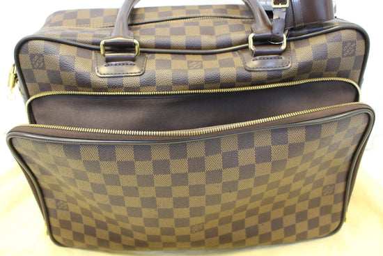 What's In My Louis Vuitton Icare Travel Bag 