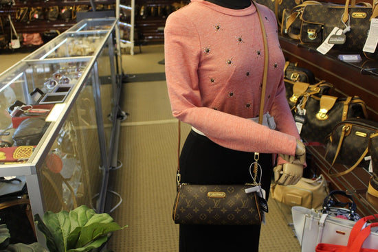 Louis Vuitton Eva Clutch with gold chain and long shoulder strap