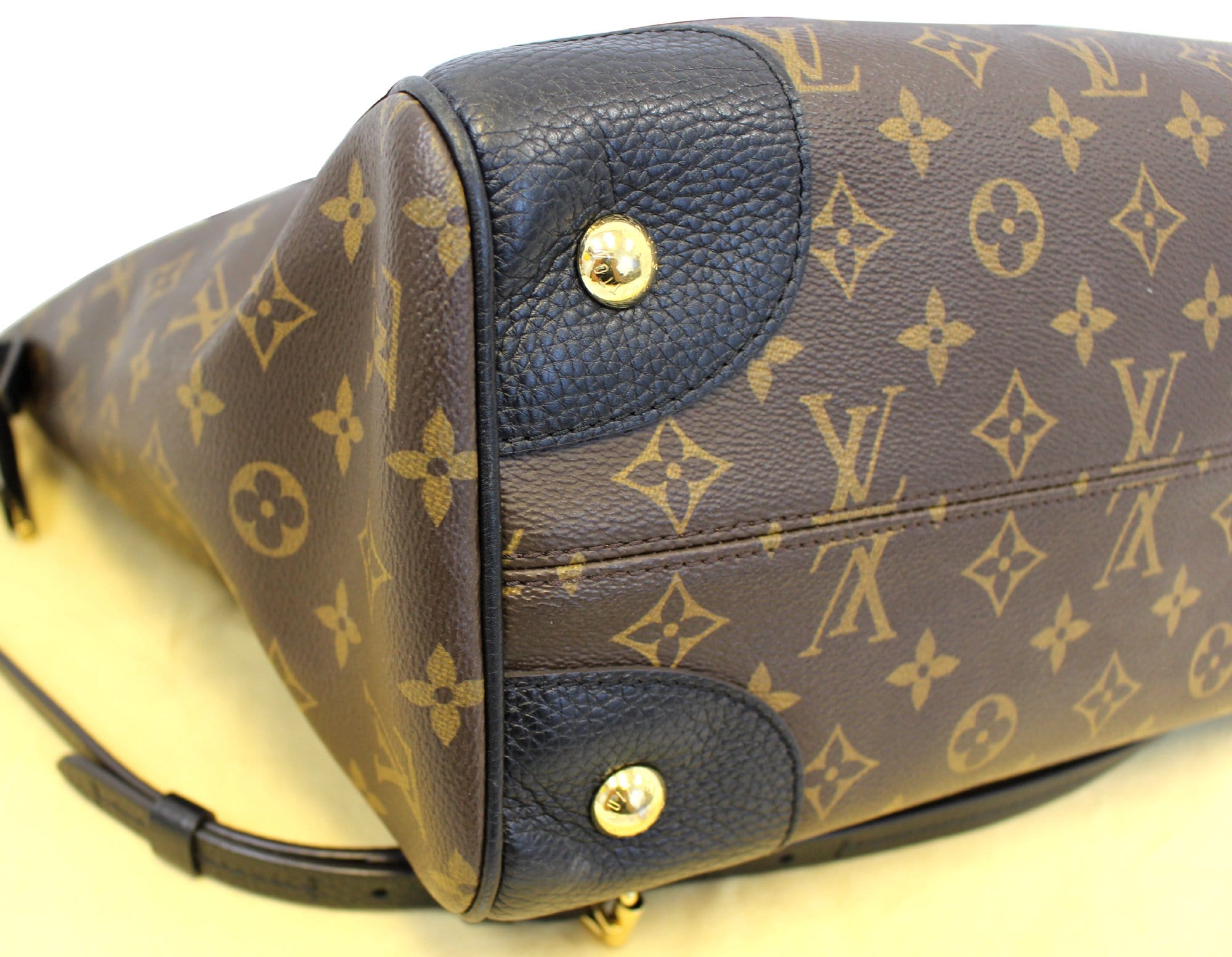 LOUIS VUITTON Monogram Estrela MM NM Noir Black Shoulder Bag