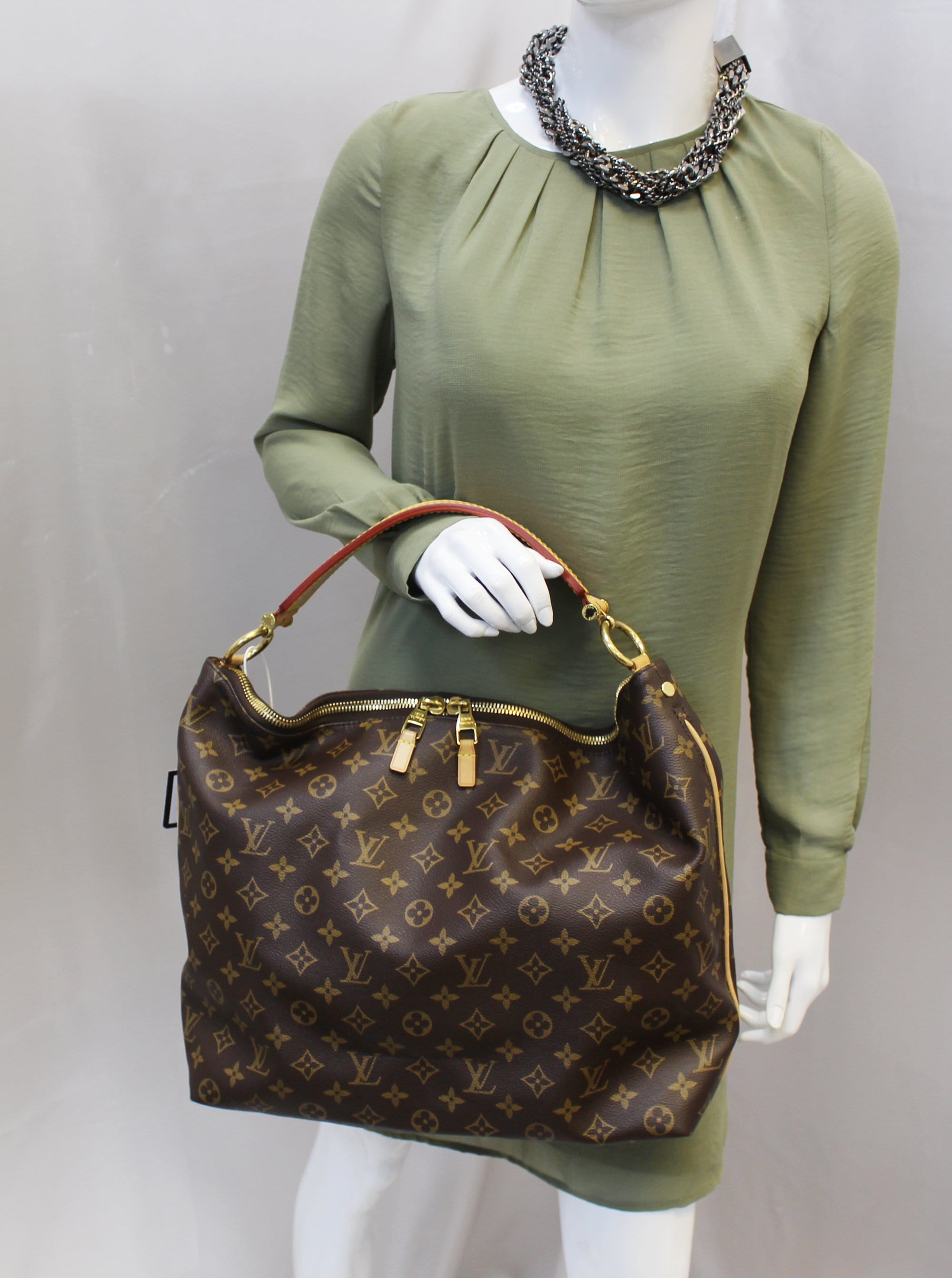 M44347 Louis Vuitton 2019 Monogram Canvas Flower Zipped Tote MM