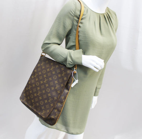 Louis Vuitton musette salsa GM in monogram – Lady Clara's Collection