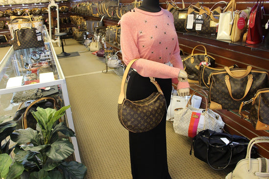 LOUIS VUITTON CROISSANT MM SHOULDER BAG