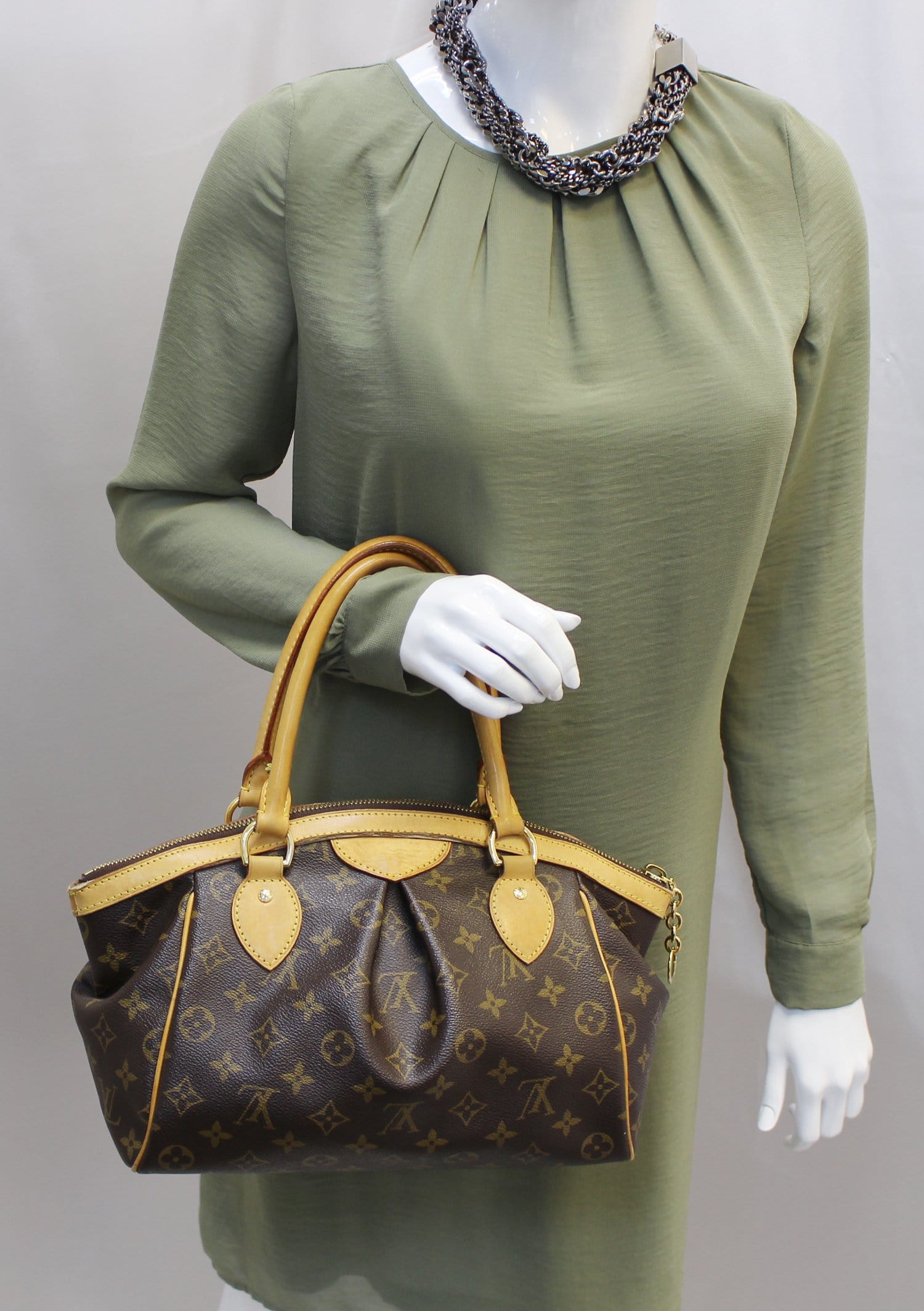 Louis Vuitton Tivoli PM Monogram Canvas Shoulder Handbag