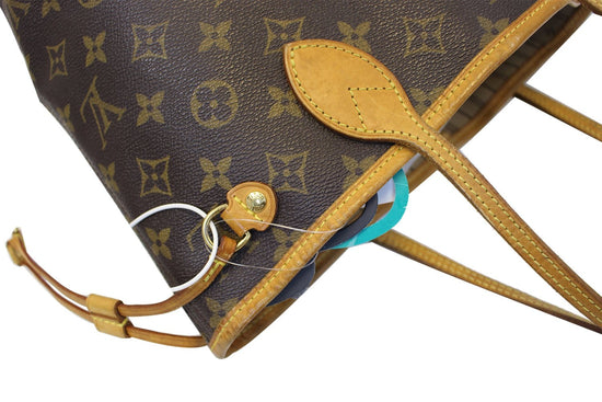 Louis Vuitton Neverfull PM Tote Bag in Classic LV Monogram Canvas – The  Hosta