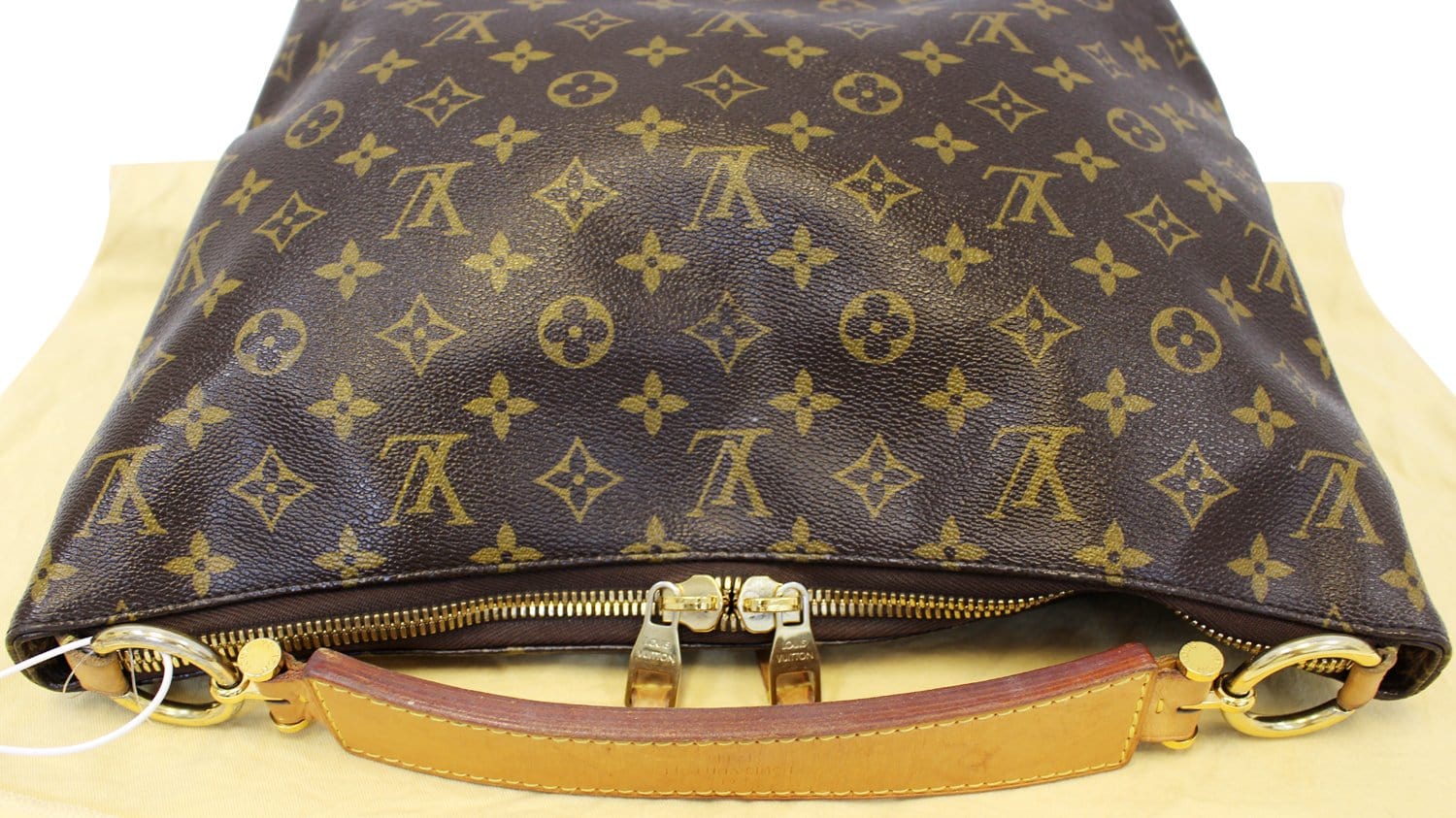 Louis Vuitton Yellow Vernis Lexington Fleurs Pochette France For Sale at  1stDibs