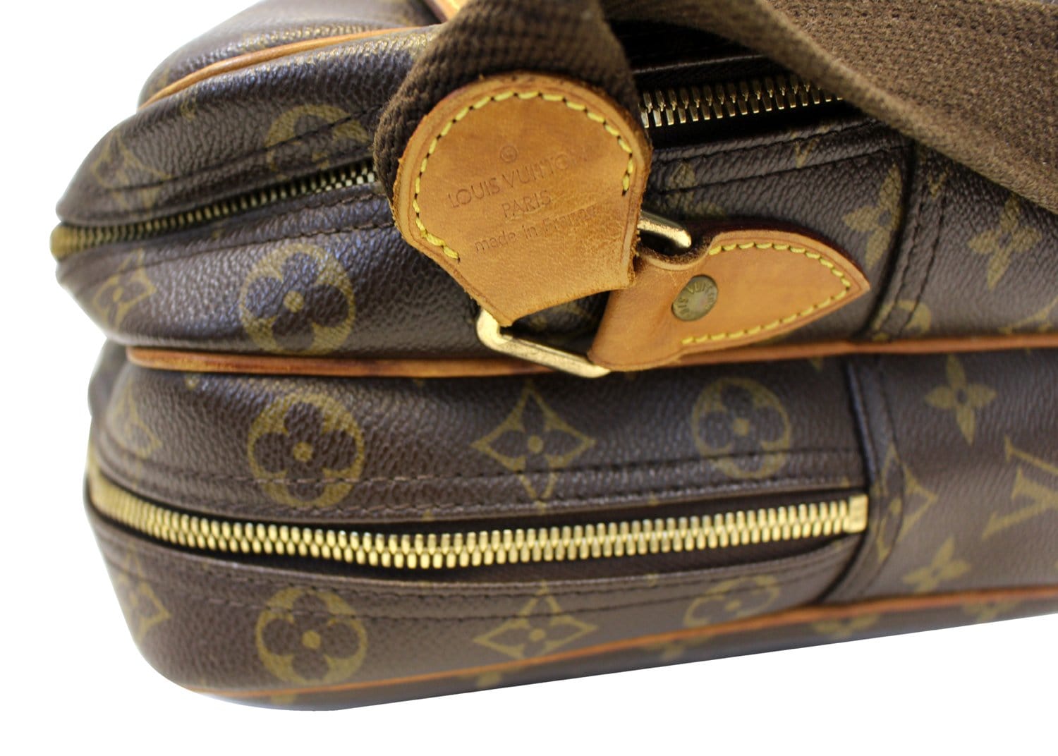 LOUIS VUITTON Monogram Reporter GM Shoulder Bag