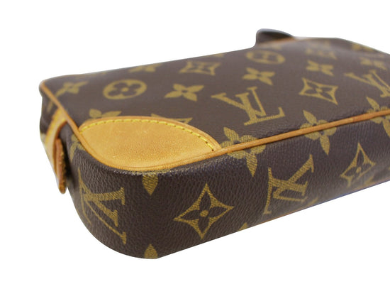 LOUIS VUITTON Marly Dragonne PM Monogram Canvas Pochette Clutch Bag LP5868