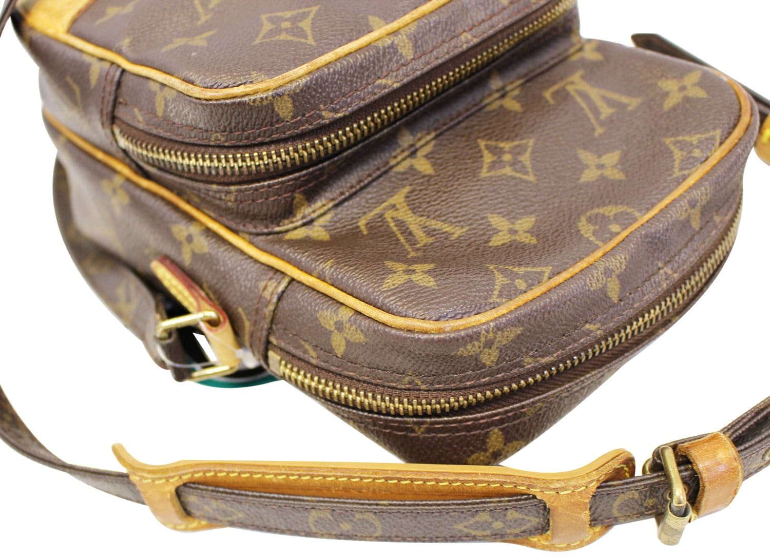 LOUIS VUITTON Monogram Canvas Amazone Crossbody Bag CC443