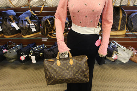 Louis Vuitton - Monogram Canvas Speedy 40