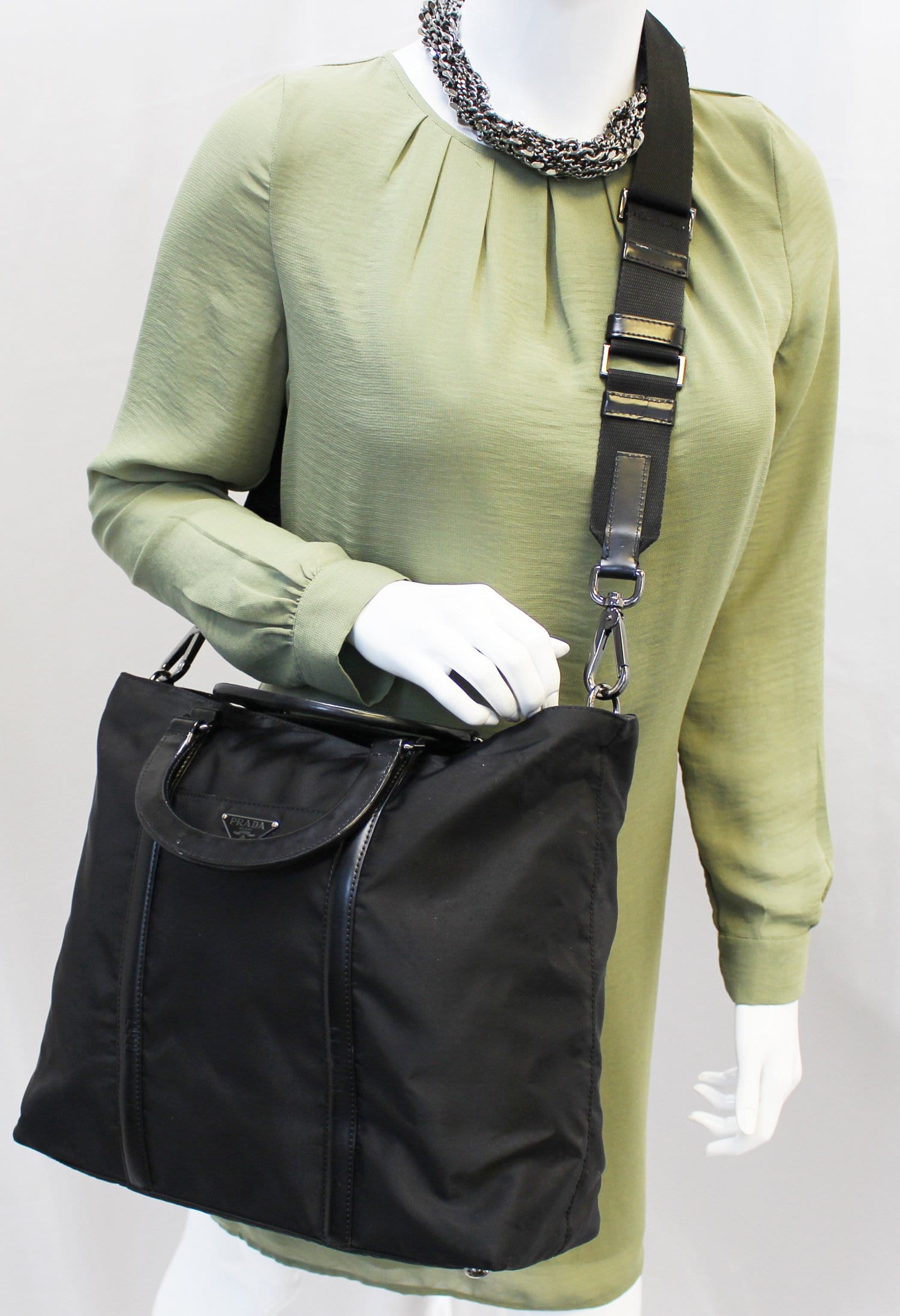 PRADA Black Tessuto Nylon and Saffiano Leather Crossbody Bag E4111