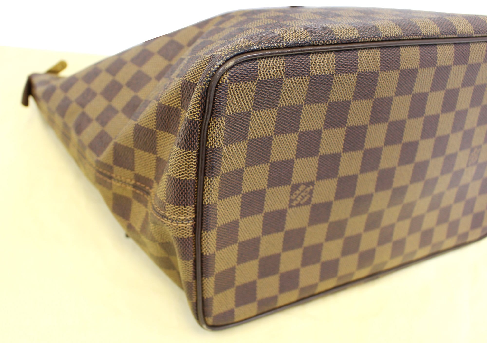 LOUIS VUITTON Saleya MM Damier Ebene Shoulder Bag