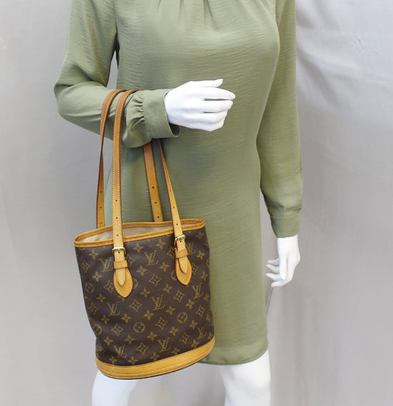 Louis Vuitton Monogram Bucket Pm Shoulder Bag