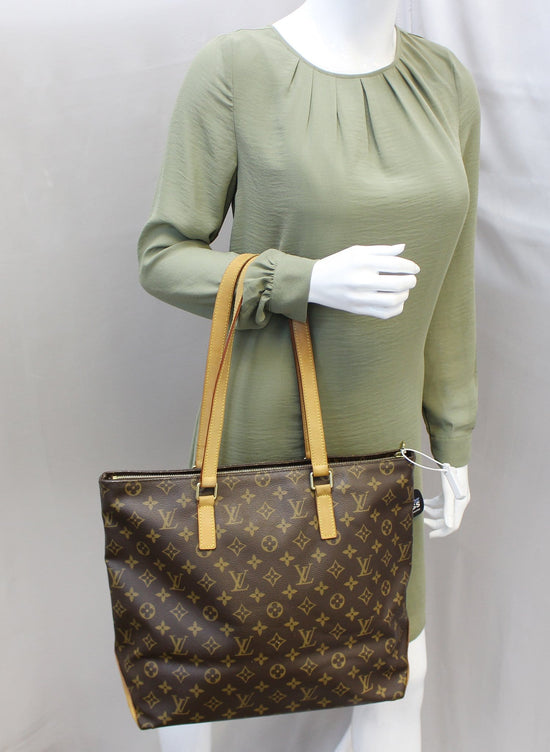 Lot - Louis Vuitton Cabas Mezzo shoulder bag