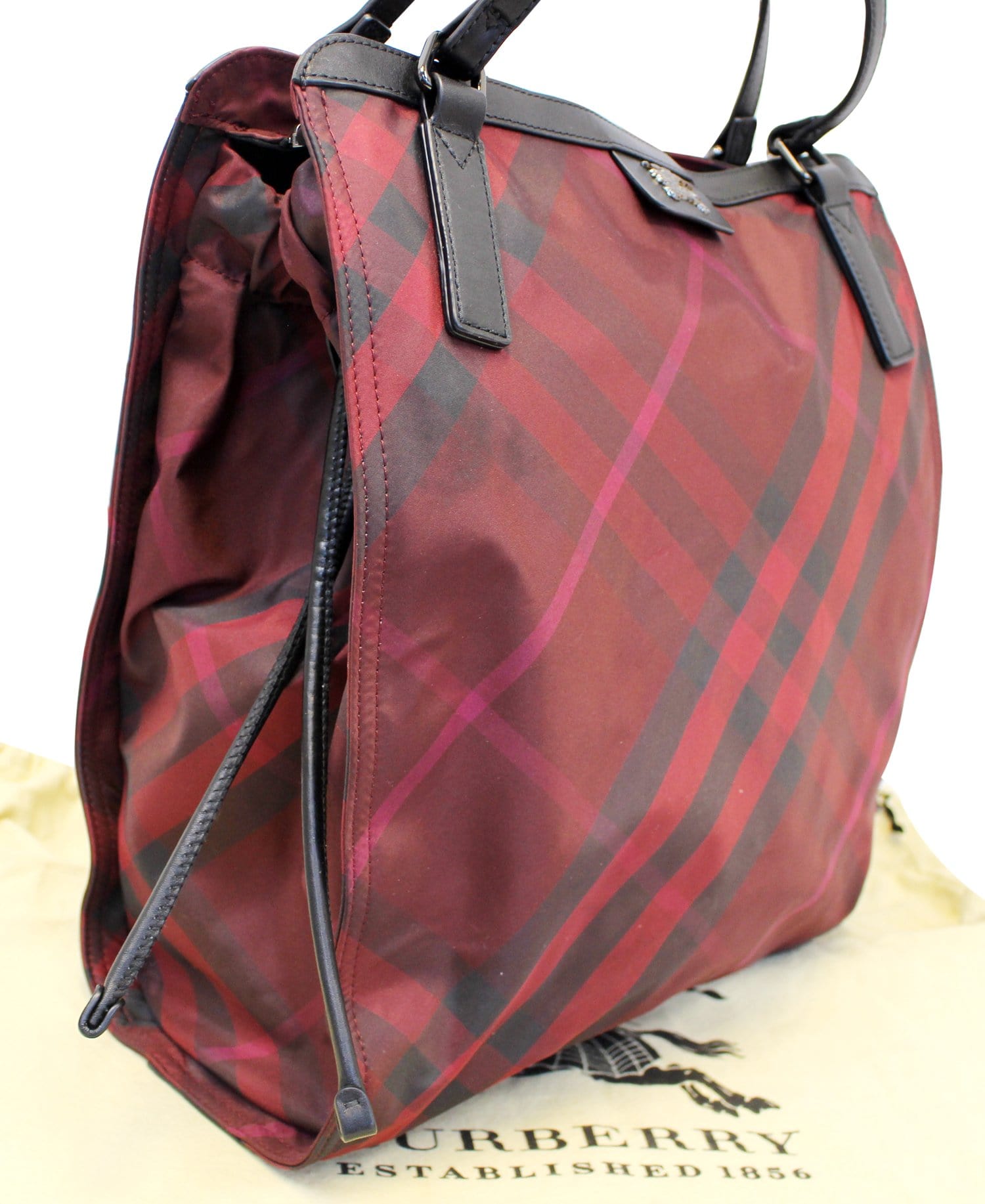 Burberry Buckleigh Packable Burgundy Nylon/Leather Tote Shoulder Bag TT2127