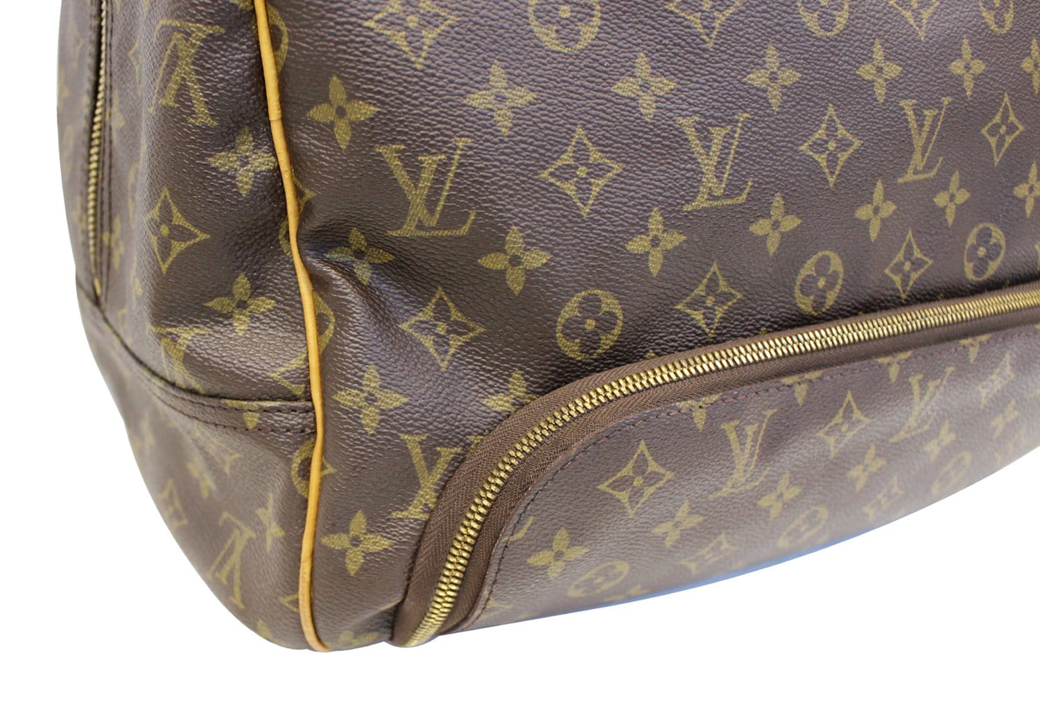 LOUIS VUITTON Monogram Evasion Brown Boston Travel Bag - 30% Off