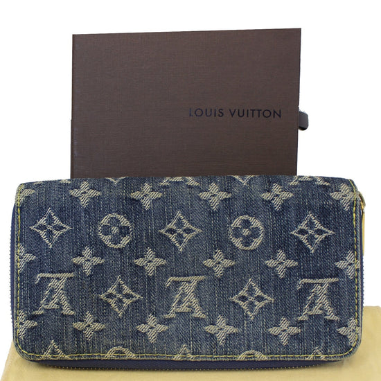 Louis Vuitton pre-owned Zippy denim wallet, Pink