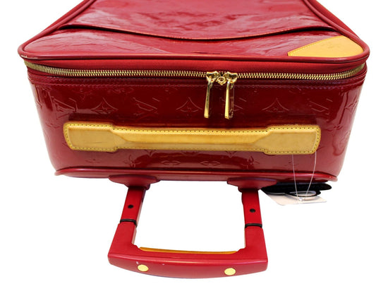 Louis Vuitton Authentic Monogram VERNIS PEGASE 45 Pomme D'amour Red  Suitcase EUC