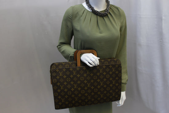 Vintage LV briefcase as laptop bag?  Louis vuitton, Handbags for men,  Vintage briefcase