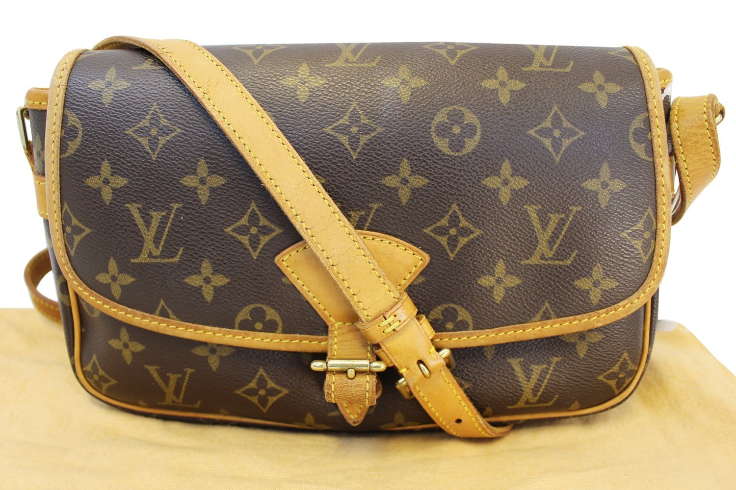 LOUIS VUITTON Monogram Canvas Sologne Messenger Bag