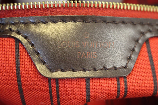 Louis Vuitton Damier Ebene Delightful MM light hardware scratches, like new  otherwise. $1,225 🤍 available on our website.