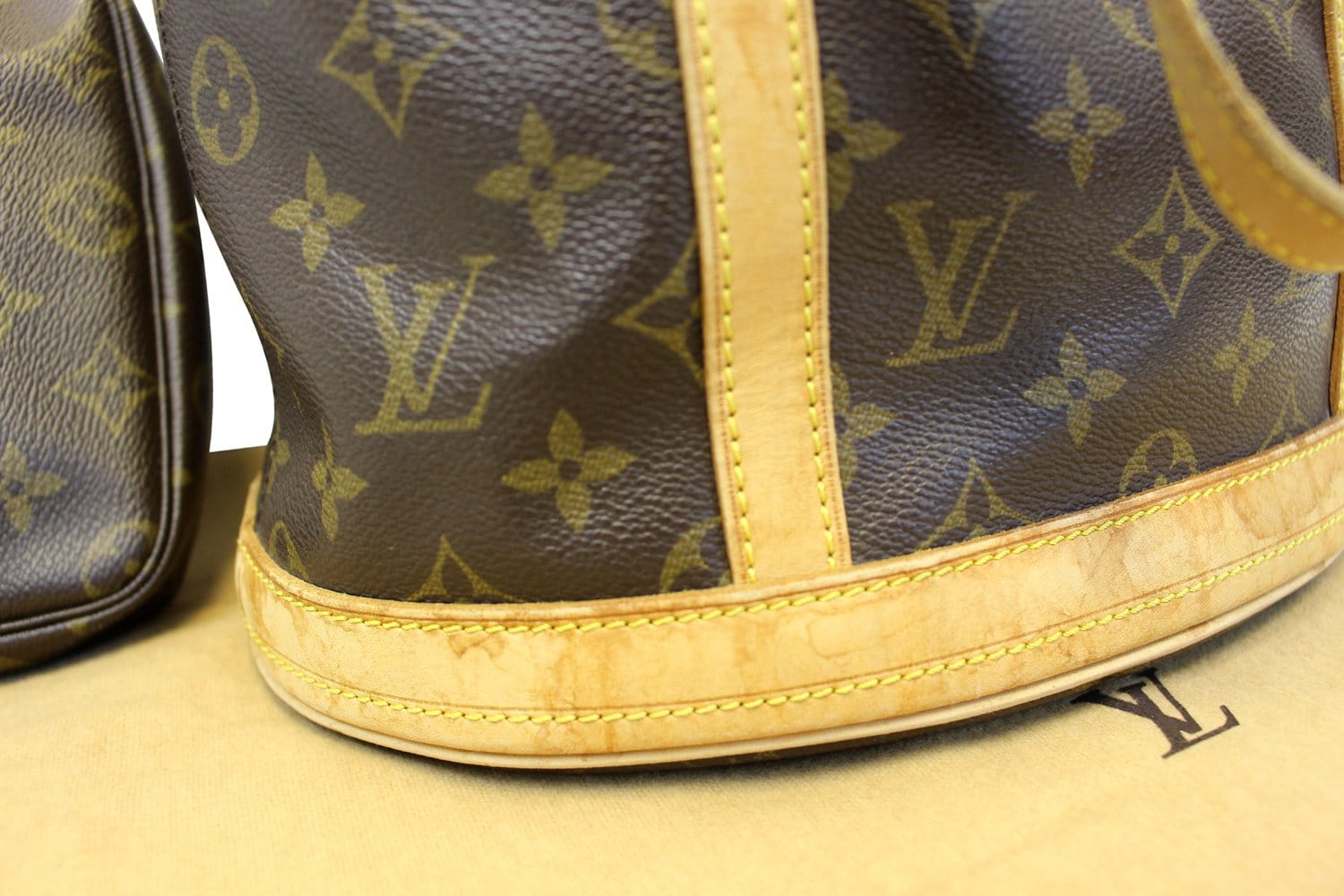 LOUIS VUITTON Shoulder Bag Bucket GM M42236 Monogram LV Brown Canvas