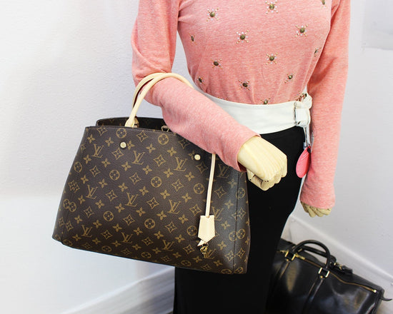 LOUIS VUITTON Monogram Montaigne GM Shoulder Handbag