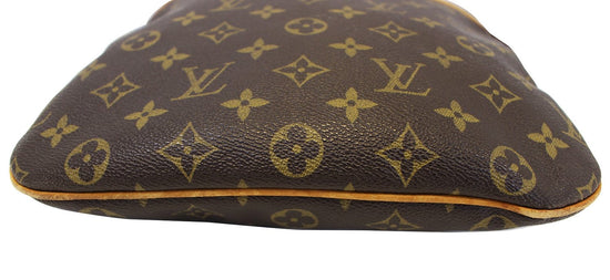 AUTHENTIC Louis Vuitton Monogram Bosphore Pochette PREOWNED (WBA977) – Jj's  Closet, LLC