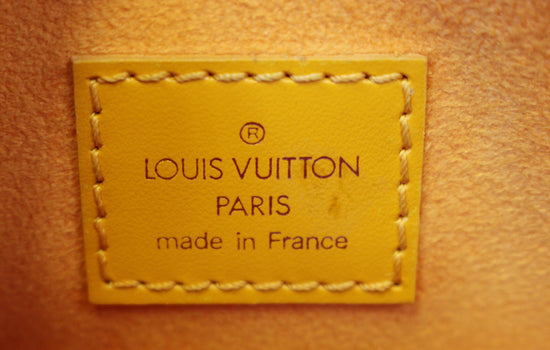 Outdoor leather bag Louis Vuitton Yellow in Leather - 24917344