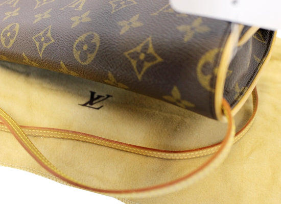 Louis Vuitton Pochette Twin Monogram Canvas GM Brown Cloth ref.1016290 -  Joli Closet