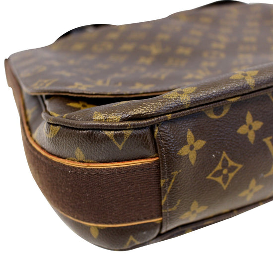 Louis Vuitton - Beaubourg GM Monogram Canvas Messenger