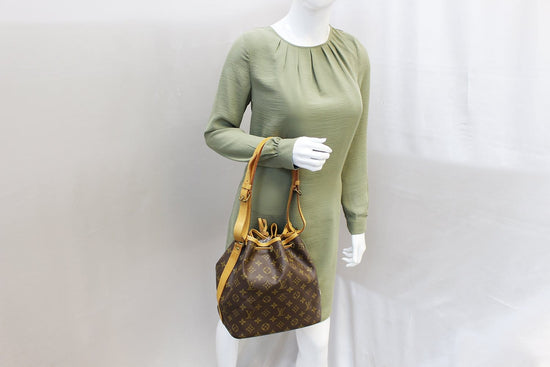 LOUIS VUITTON Shoulder Bag M42226 Petit Noe Monogram canvas Brown Wome –