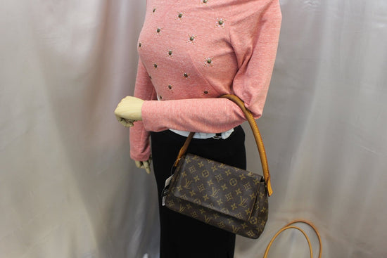 Louis Vuitton Monogram Looping PM - Brown Shoulder Bags, Handbags -  LOU780816