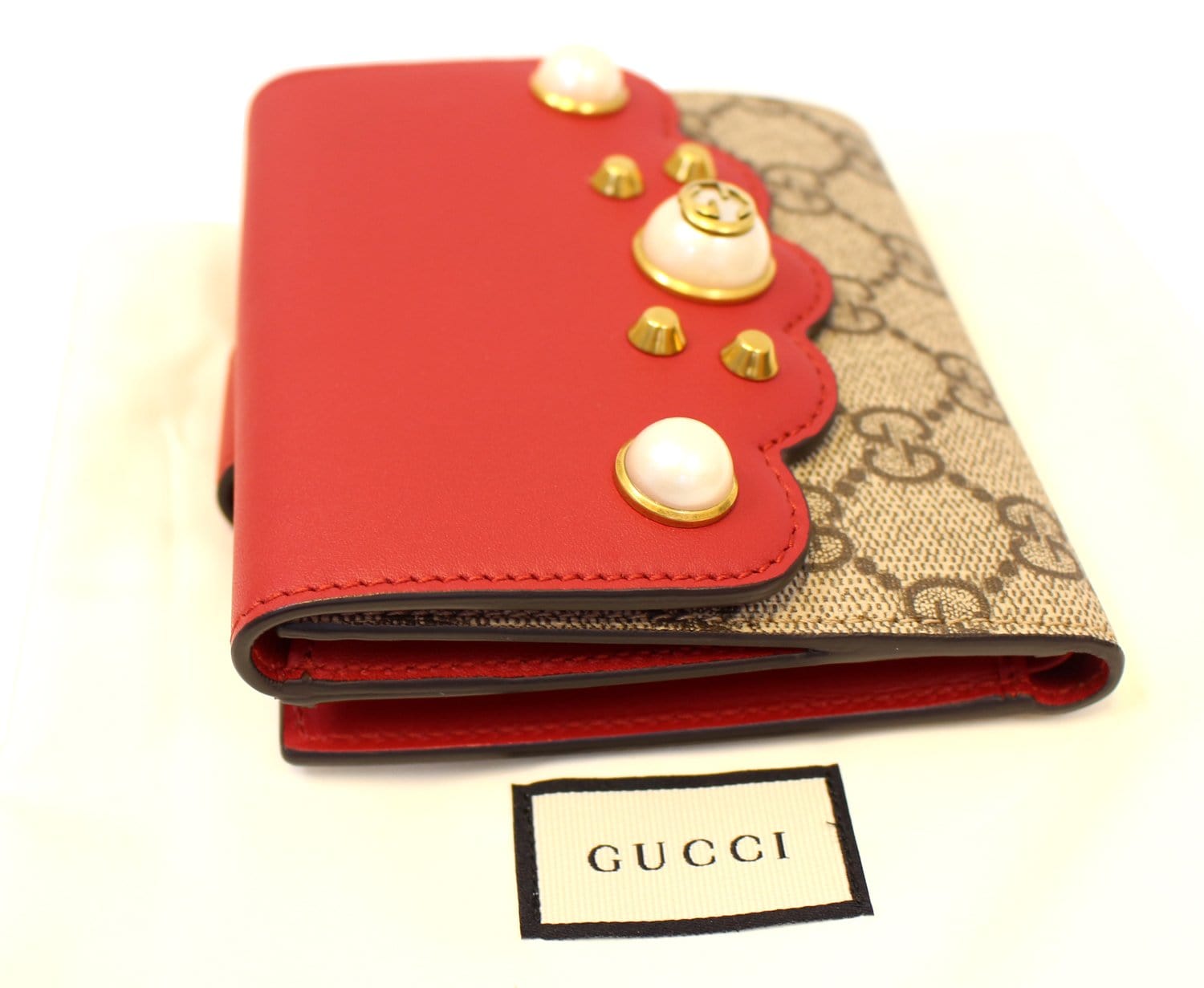 gucci pearl wallet