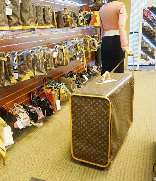 LOUIS VUITTON Pullman 80 Monogram XLarge Softside Suitcase