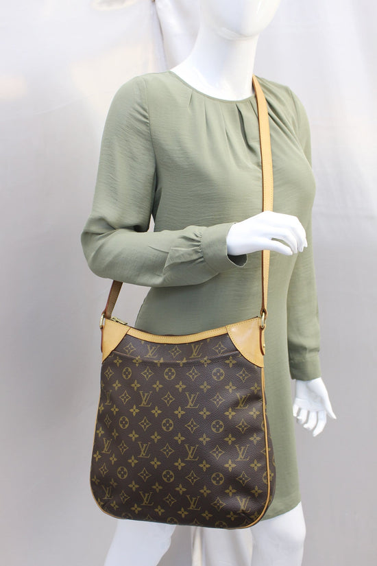 Louis-Vuitton-Monogram-Odeon-MM-Shoulder-Bag-M51136 – dct