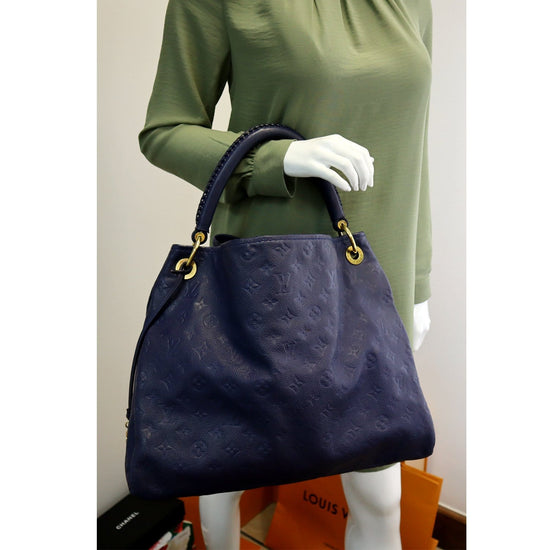 Authentic Louis Vuitton Empreinte Artsy MM in Orage Blue Hobo Handbag