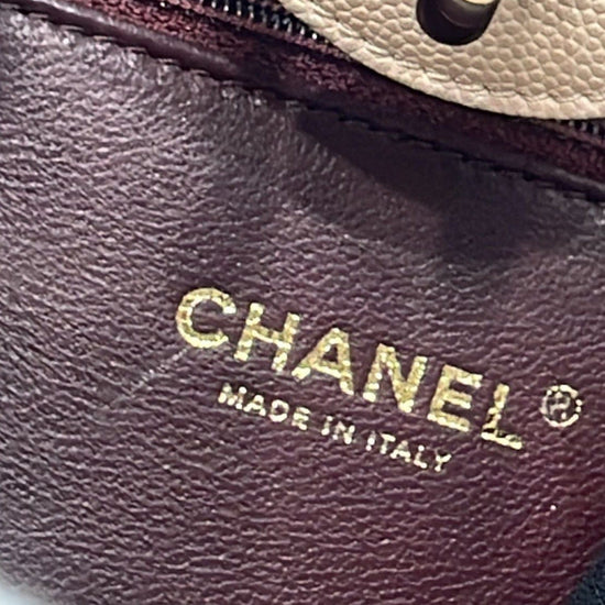 Chanel business affinity large in beige reveal 