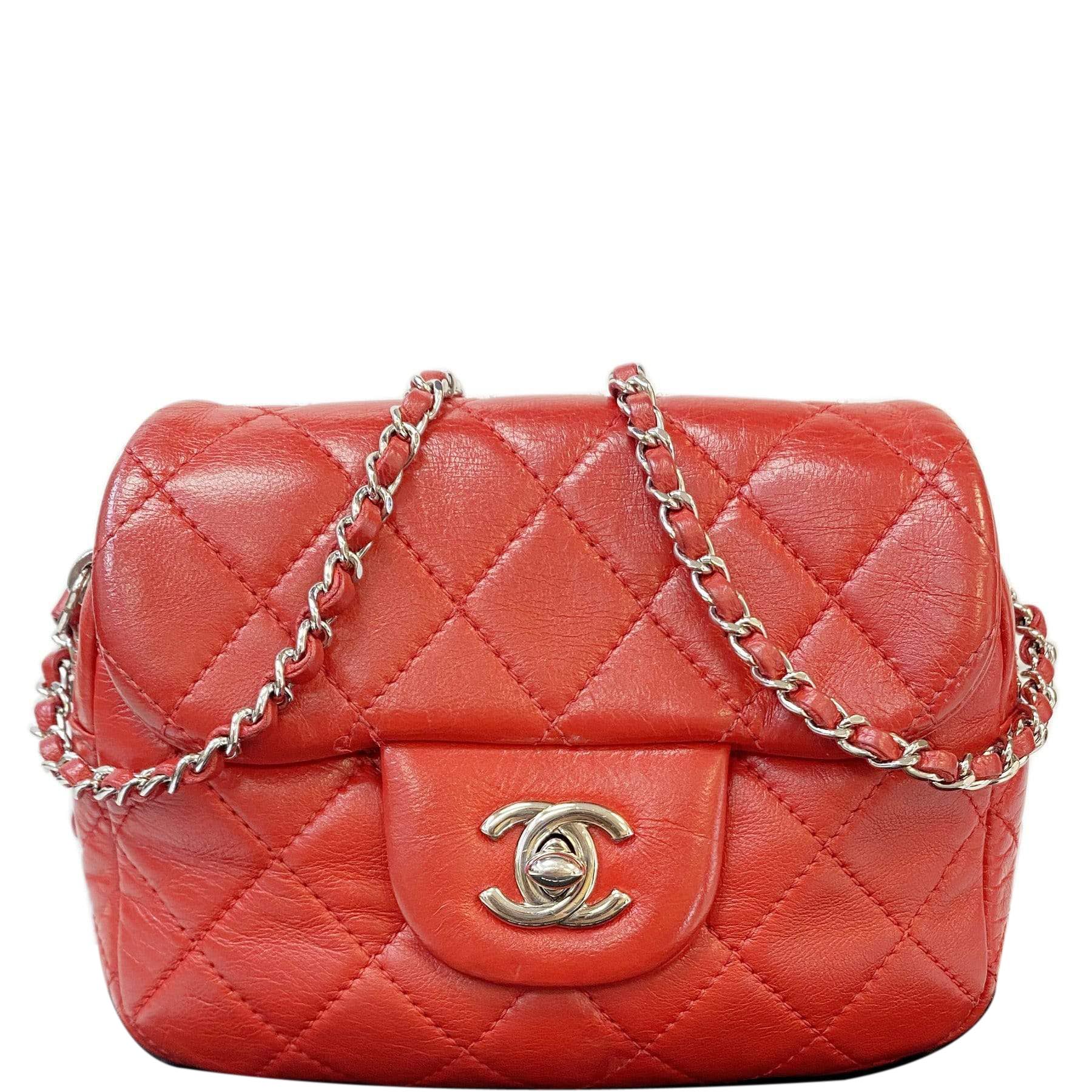 Chanel Micro Quilted Red Mini Classic Flap Chain Bag or Necklace ref.297867  - Joli Closet
