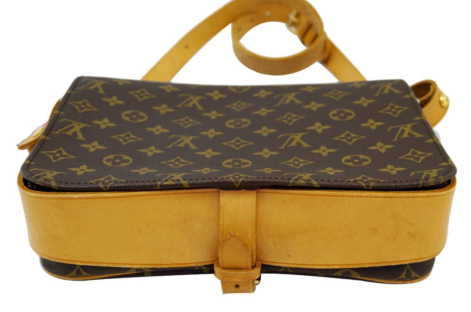 Authentic LOUIS VUITTON Monogram Cartouchiere GM Shoulder Bag TT1233