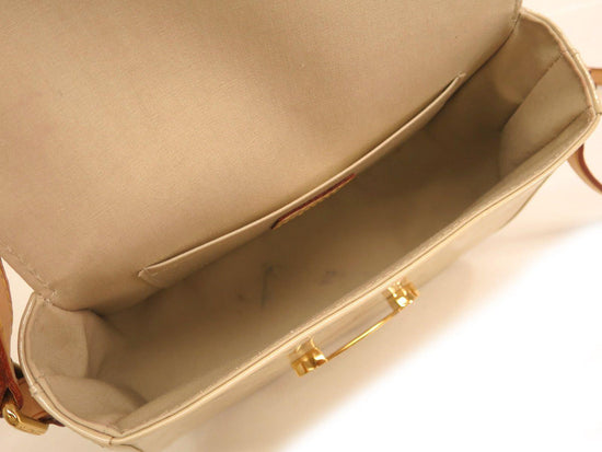 Sold at Auction: Authentic LOUIS VUITTON VERNIS BELLFLOWER PM SHOULDER BAG